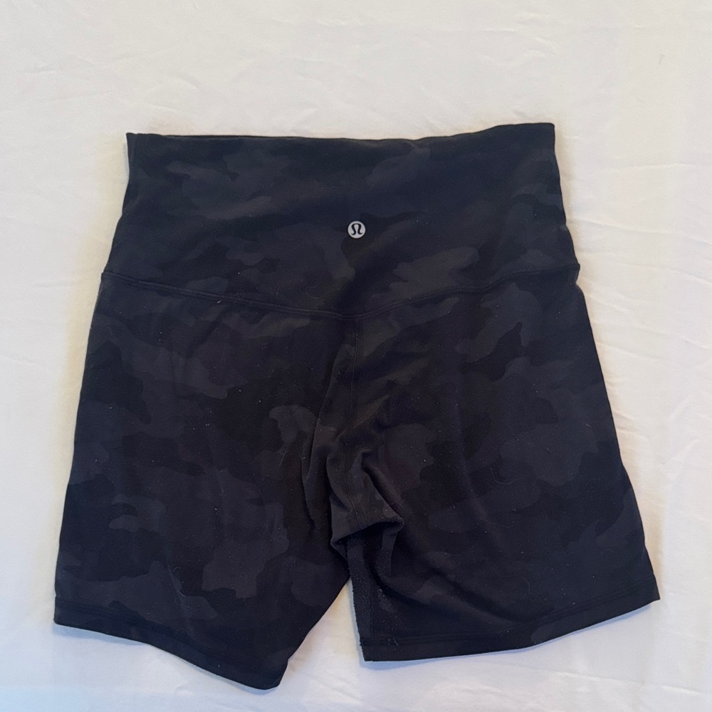 Lululemon Align High-Waist Black Camo Women's Shorts 4” inseam